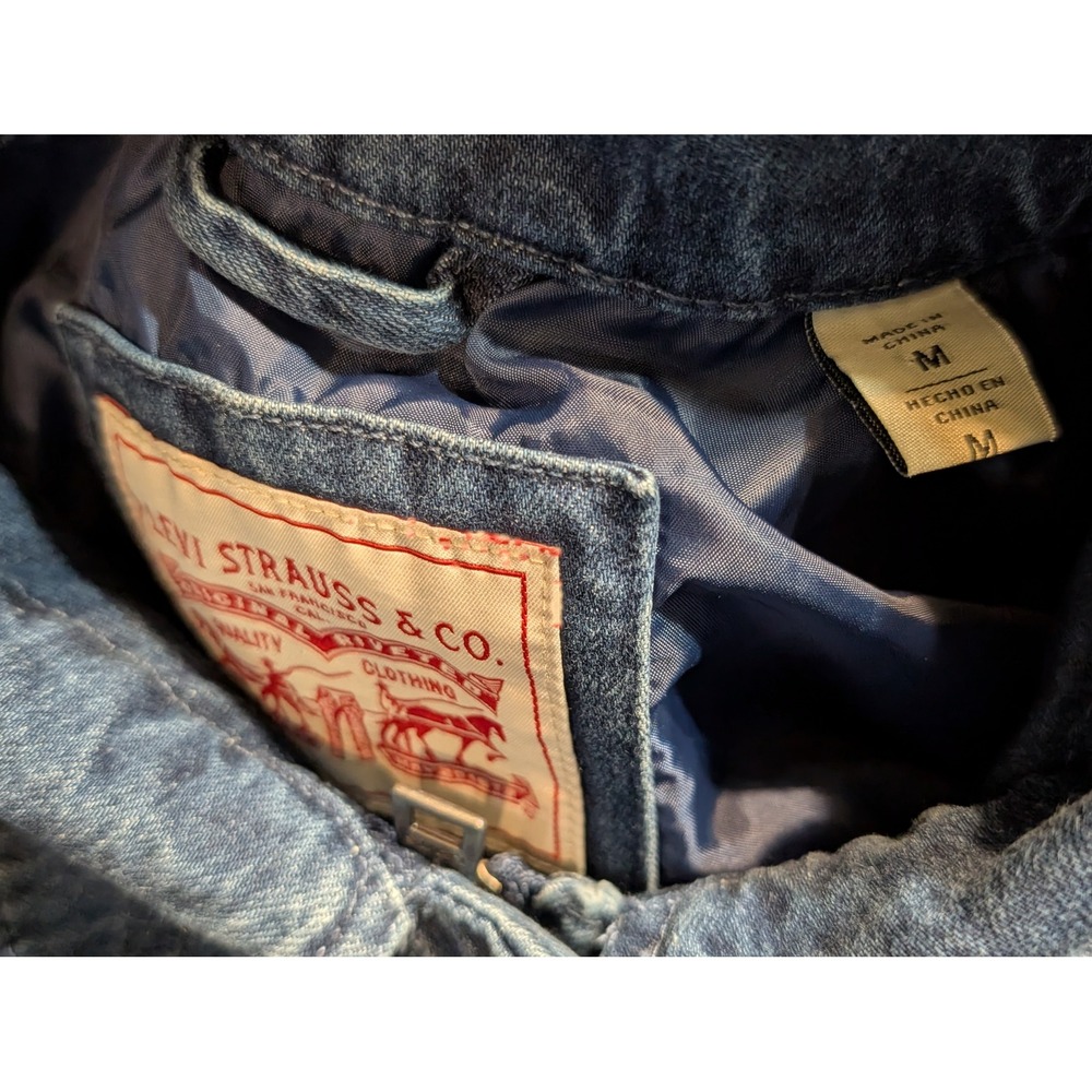 Levi Strauss Co. Women's Denim Utility Jacket Belted Garment Washed Medium - Picture 3 of 7